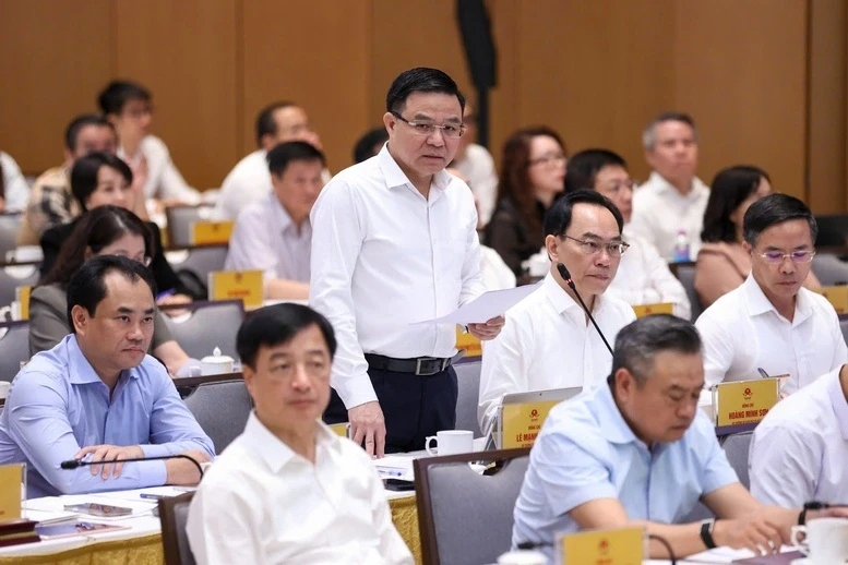 Các Bộ trưởng "hiến kế" gì để thúc đẩy tăng trưởng kinh tế 2 con số? Các Bộ trưởng "hiến kế" gì để thúc đẩy tăng trưởng kinh tế 2 con số?