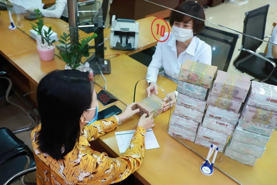 Các ngân hàng ồ ạt giảm lãi suất huy động, lãi suất cho vay có giảm? Các ngân hàng ồ ạt giảm lãi suất huy động, lãi suất cho vay có giảm?