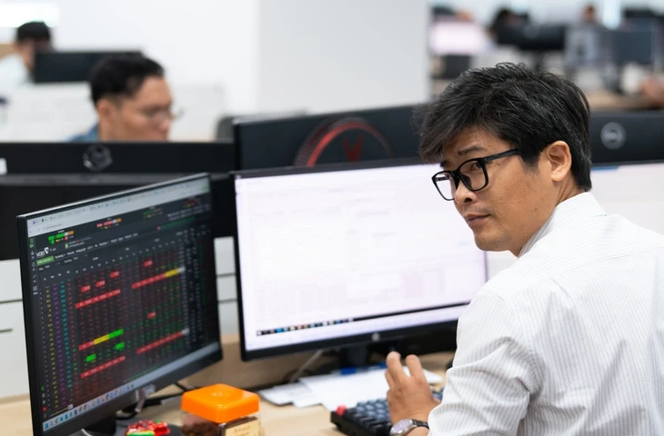Chứng khoán 5-3: VN-Index có tiếp tục đi lên sau phiên hồi phục nhẹ?
