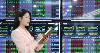 Chứng khoán ngày 10-3: Phục hồi mạnh mẽ sau cú rơi lịch sử