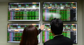 Chứng khoán ngày 10/8: Cổ phiếu năng lượng và ngân hàng dẫn sóng, VN-Index tăng gần 9 điểm