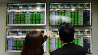 Chứng khoán ngày 11/3: Khối ngoại đẩy mạnh mua ròng, VN-Index tăng gần 52 điểm