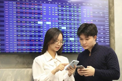 Chứng khoán ngày 18/3: VN-Index giằng co tăng nhẹ, xu hướng vẫn chưa rõ ràng