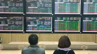 Chứng khoán ngày 20/4: Thanh khoản sụt giảm mạnh, VN-Index vẫn tăng gần 20 điểm