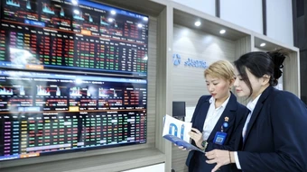 Chứng khoán phái sinh ngày 13/3: Sắc đỏ áp đảo, dòng tiền sôi động khi VN30-Index rung lắc