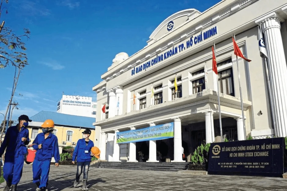 Chứng khoán Việt Nam ghi nhận thành tích "khủng" nhất ASEAN, vượt qua Singapore