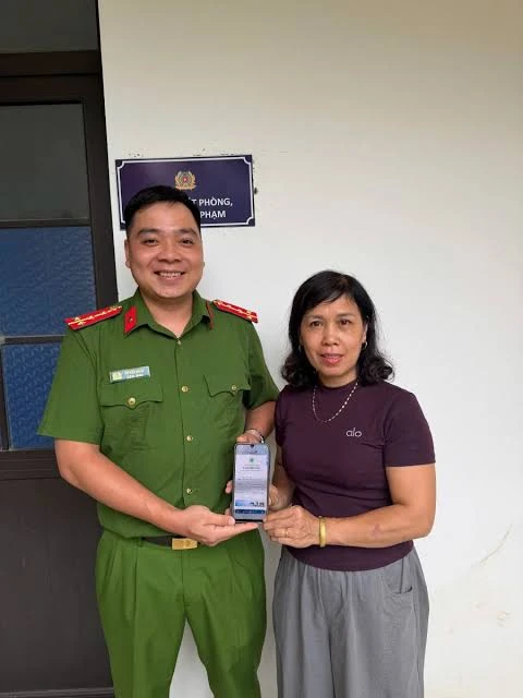 Chuyển khoản 5.440.000 đồng 2 lần tiếp để mua thịt trâu gác bếp khi đi du lịch, 1 ngày sau Ngô Thị Thảo được công an mời tới làm việc Chuyển khoản 5.440.000 đồng 2 lần tiếp để mua thịt trâu gác bếp khi đi du lịch, 1 ngày sau Ngô Thị Thảo được công an mời tới làm việc