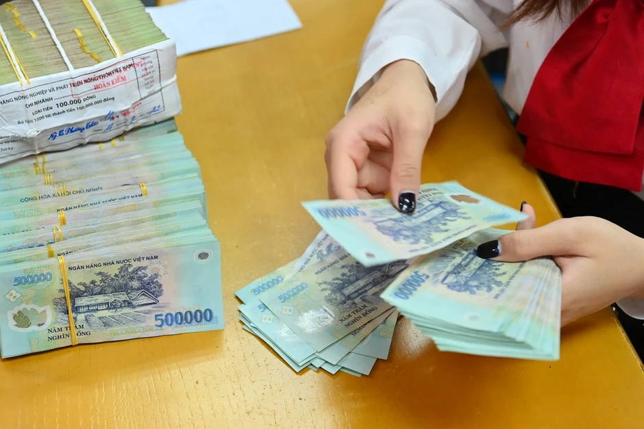 Có 50 triệu đồng nhàn rỗi, đầu tư gì để sinh lời tối đa?