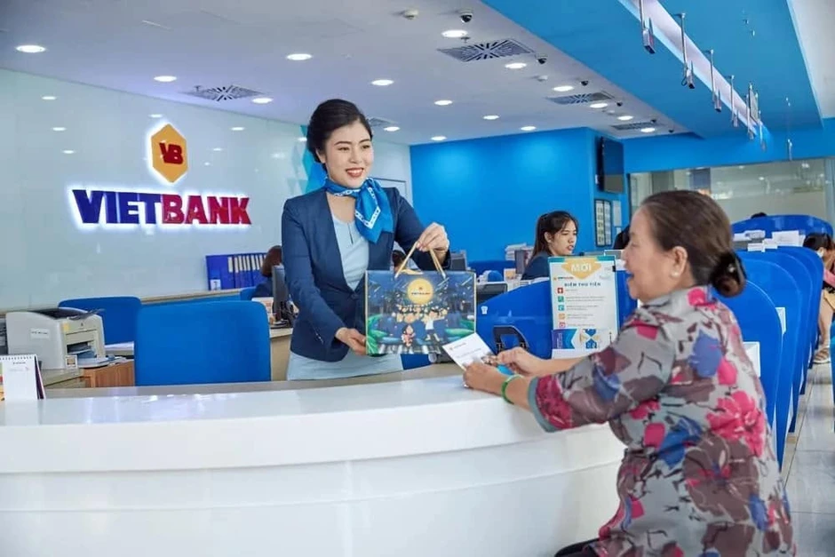 Cổ đông ngân hàng nhận cổ tức khủng Cổ đông ngân hàng nhận cổ tức khủng