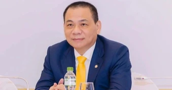 Cổ đông ngoại nhận chuyển quyền cổ phiếu Vingroup giá trị hơn 7.000 tỷ đồng