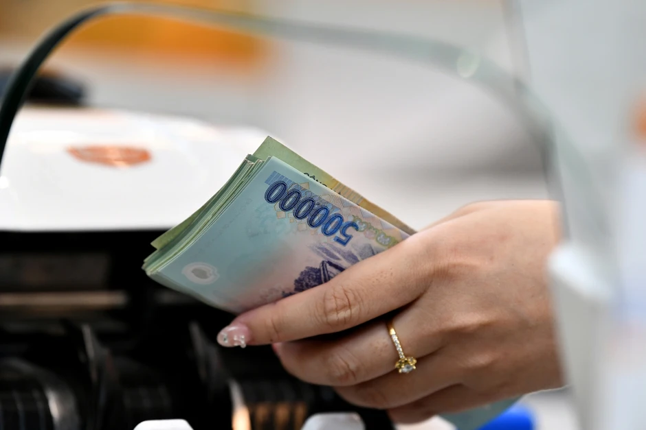 Có ít tiền nên gửi tiết kiệm thế nào để vẫn sinh lời? Có ít tiền nên gửi tiết kiệm thế nào để vẫn sinh lời?