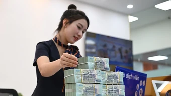 Có nên đầu tư ETF và trái phiếu để tích sản nghỉ hưu?