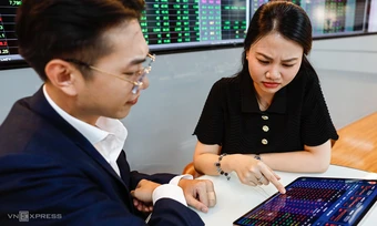 Cổ phiếu bluechip khiến chứng khoán giảm điểm trở lại