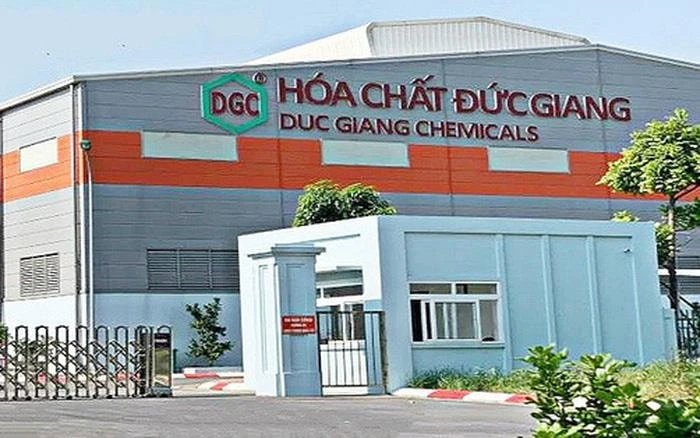 Cổ phiếu Hóa chất Đức Giang bị bán tháo Cổ phiếu Hóa chất Đức Giang bị bán tháo