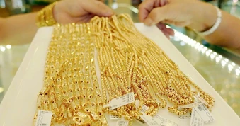 'Cơn địa chấn' giá vàng vẫn chưa dứt