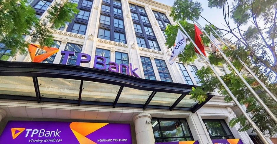 Con gái cựu sếp TPBank ứng cử vào HĐQT ngân hàng Con gái cựu sếp TPBank ứng cử vào HĐQT ngân hàng