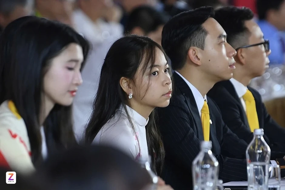Con gái út của ông Phạm Nhật Vượng tham gia quản trị doanh nghiệp Con gái út của ông Phạm Nhật Vượng tham gia quản trị doanh nghiệp