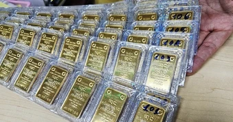 Cuối ngày 23-6, giá vàng miếng SJC, vàng nhẫn tiếp tục rớt mạnh