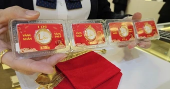 Cuối ngày 9-3, giá vàng miếng SJC tăng trở lại, USD tự do vượt 27.000 đồng