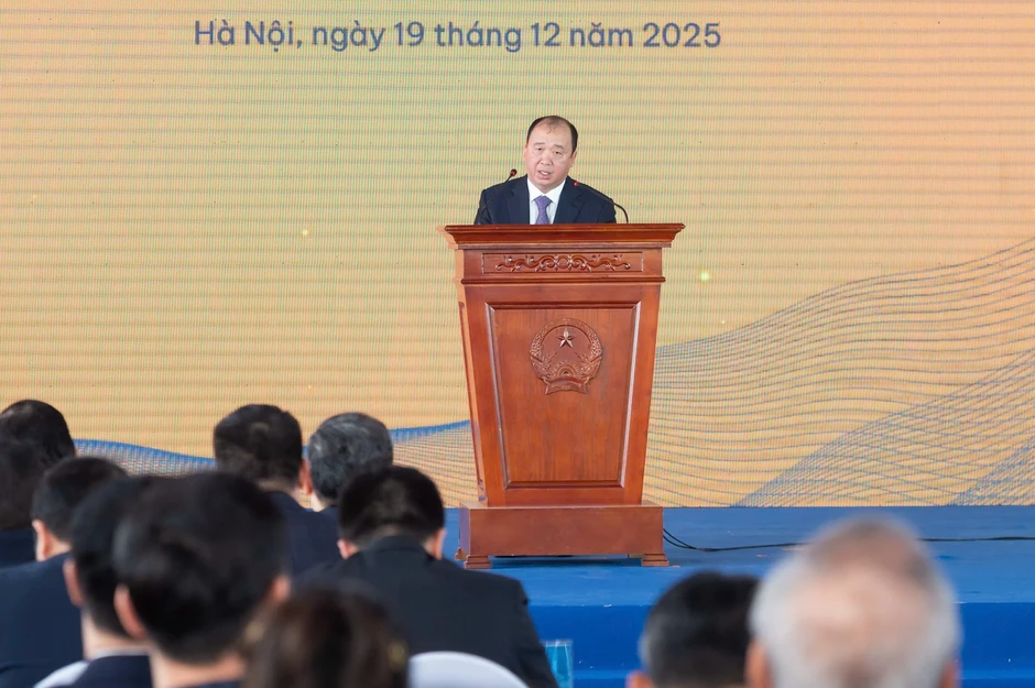 Đại Quang Minh liên tục tăng vốn trước thềm triển khai dự án sông Hồng Đại Quang Minh liên tục tăng vốn trước thềm triển khai dự án sông Hồng