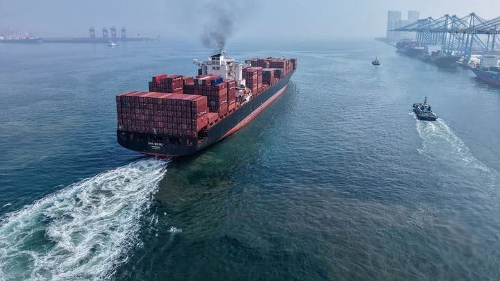 Đang tiến thẳng tới eo biển Hormuz, 3 tàu Trung Quốc bất ngờ nhận cảnh báo, đột ngột quay đầu Đang tiến thẳng tới eo biển Hormuz, 3 tàu Trung Quốc bất ngờ nhận cảnh báo, đột ngột quay đầu