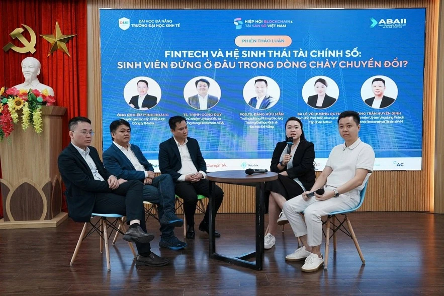 Đào tạo nhân lực phục vụ cho Trung tâm Tài chính quốc tế Đào tạo nhân lực phục vụ cho Trung tâm Tài chính quốc tế