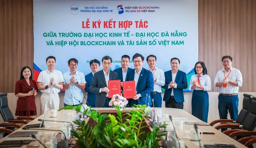Đào tạo nhân lực phục vụ cho Trung tâm Tài chính quốc tế Đào tạo nhân lực phục vụ cho Trung tâm Tài chính quốc tế