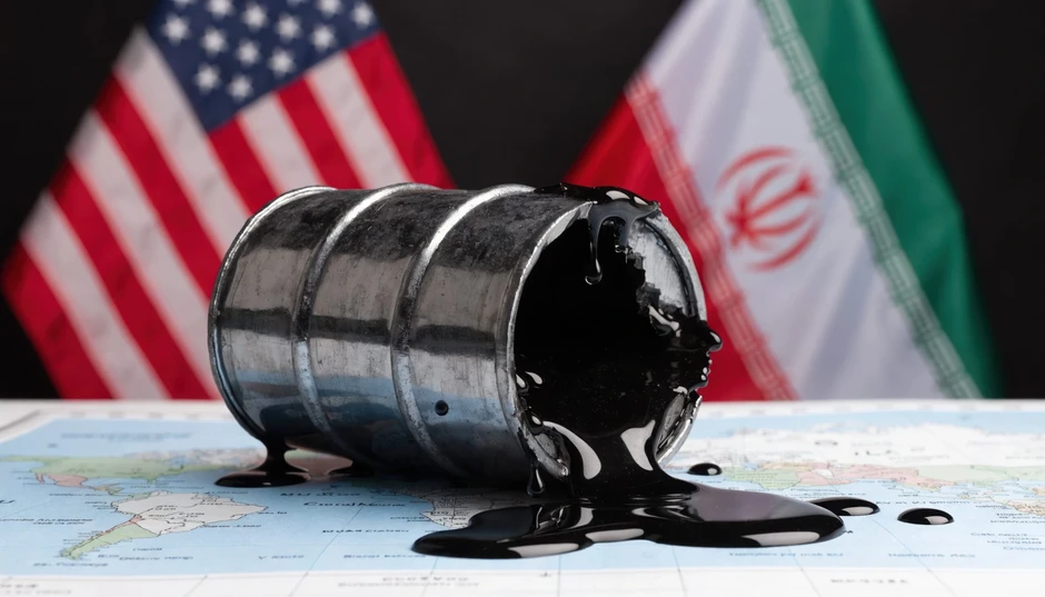 Dầu thô hạ nhiệt sau tin Mỹ - Iran được cho là đàm phán ngừng bắn 45 ngày Dầu thô hạ nhiệt sau tin Mỹ - Iran được cho là đàm phán ngừng bắn 45 ngày