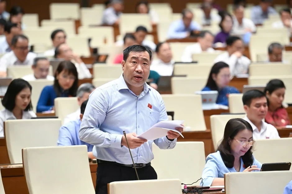 Đề xuất nâng lương cơ sở tối thiểu lên 2,65 triệu đồng/tháng Đề xuất nâng lương cơ sở tối thiểu lên 2,65 triệu đồng/tháng