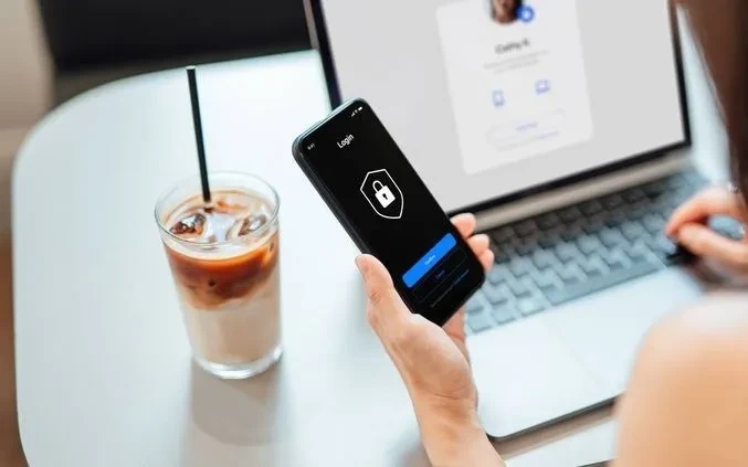 Đề xuất phạt tới 100 triệu đồng hành vi mở tài khoản bằng định danh giả mạo Đề xuất phạt tới 100 triệu đồng hành vi mở tài khoản bằng định danh giả mạo