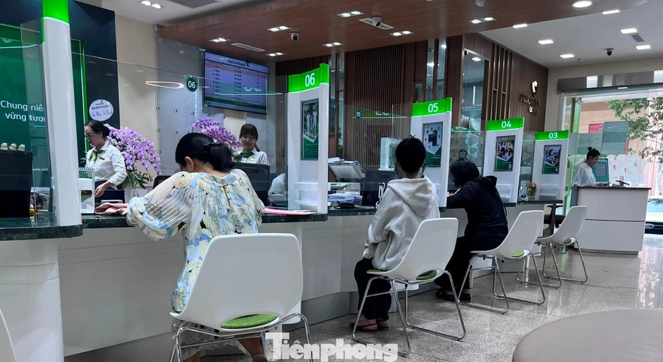 Doanh nghiệp lao đao vì lãi vay neo cao Doanh nghiệp lao đao vì lãi vay neo cao
