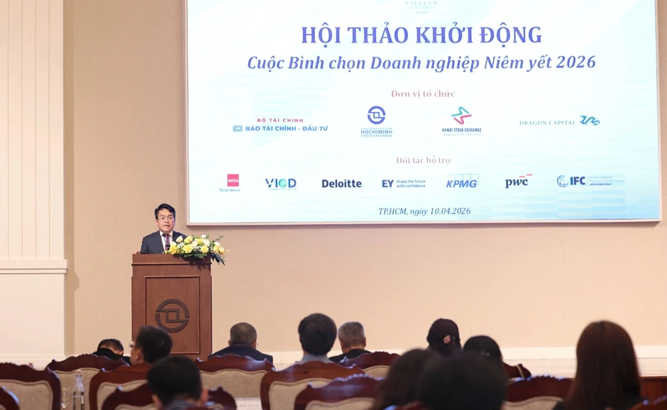 Doanh nghiệp niêm yết cần đẩy mạnh minh bạch thông tin Doanh nghiệp niêm yết cần đẩy mạnh minh bạch thông tin