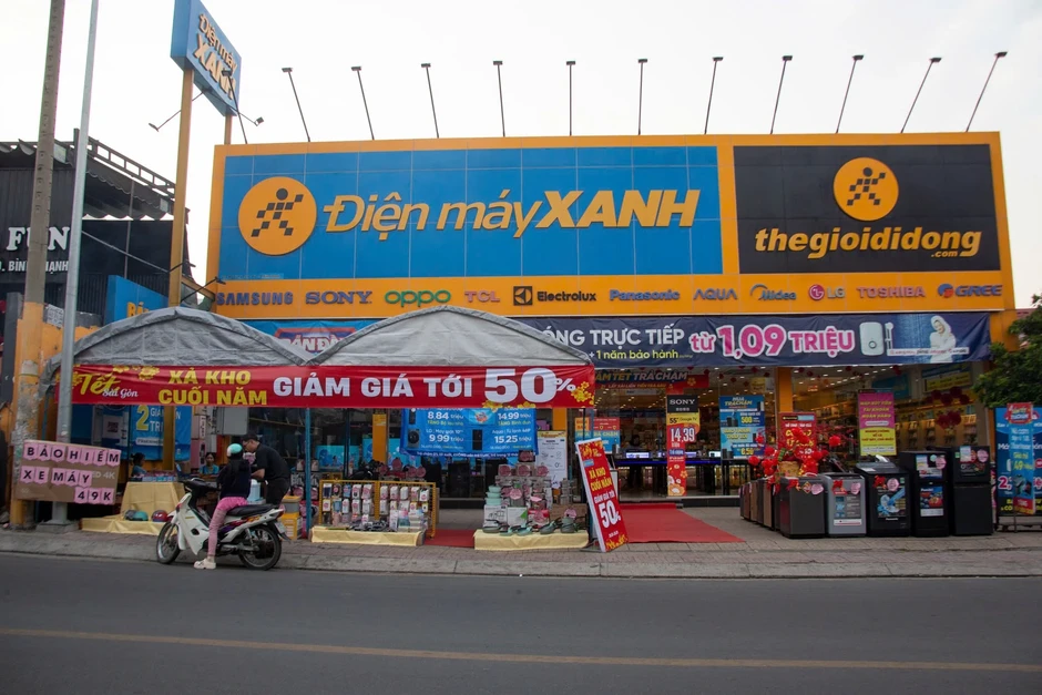 Dòng tiền 65.000 tỷ chảy qua 'ngân hàng ngầm' Điện Máy Xanh
