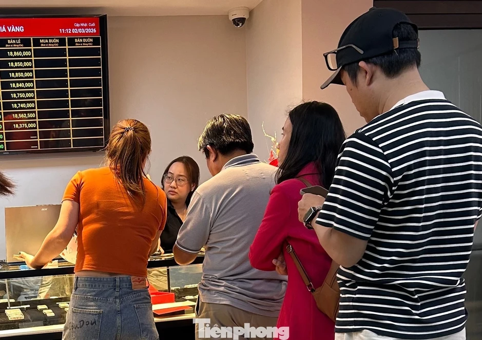 Dòng tiền đang 'chảy' mạnh vào ngân hàng Dòng tiền đang 'chảy' mạnh vào ngân hàng