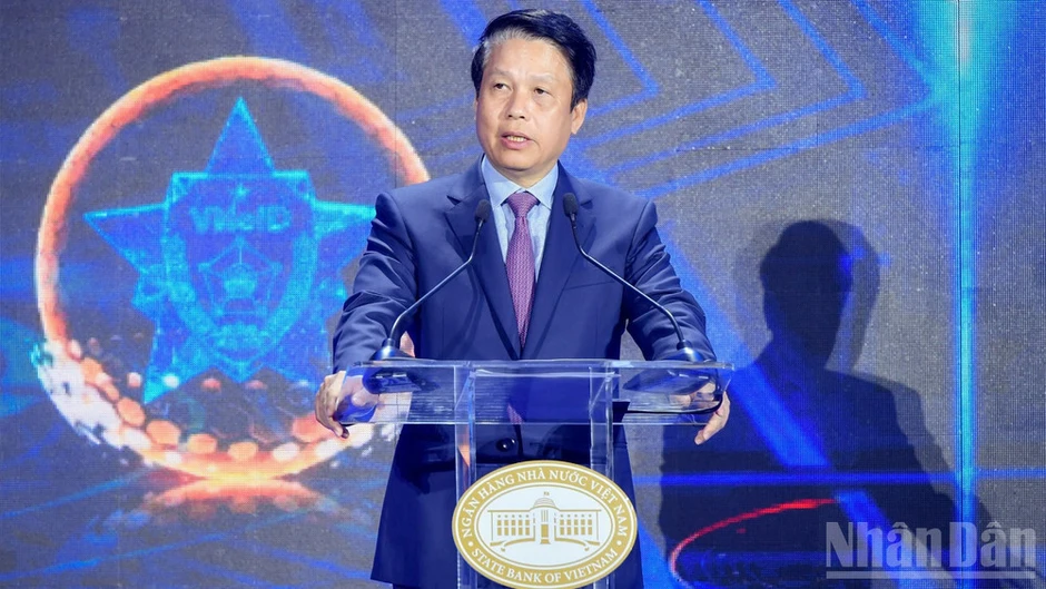 Dữ liệu dẫn lối, trí tuệ nhân tạo đồng hành, ngân hàng kiến tạo hệ sinh thái số Dữ liệu dẫn lối, trí tuệ nhân tạo đồng hành, ngân hàng kiến tạo hệ sinh thái số