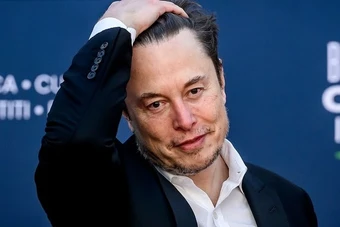 Elon Musk tung 'canh bạc' lớn nhất lịch sử Phố Wall