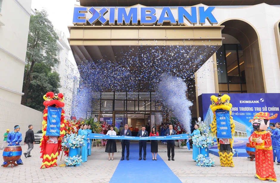 Eximbank khai trương trụ sở chính tại Hà Nội, đánh dấu bước chuyển mình trong chiến lược phát triển Eximbank khai trương trụ sở chính tại Hà Nội, đánh dấu bước chuyển mình trong chiến lược phát triển