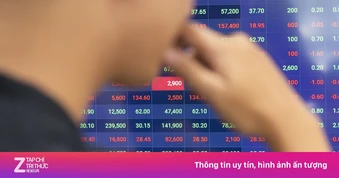 Gần 700 cổ phiếu 'đỏ lửa', VN-Index thủng đáy năm 2026