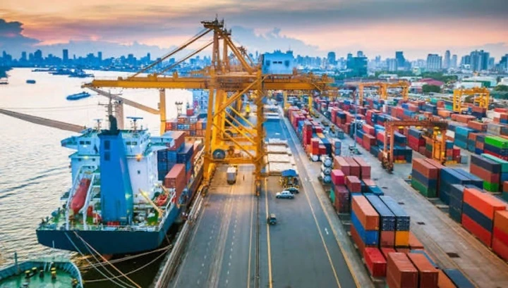 GDP 9 tháng cao nhất 15 năm, giữ nhịp tăng trưởng hai con số cuối năm thế nào? GDP 9 tháng cao nhất 15 năm, giữ nhịp tăng trưởng hai con số cuối năm thế nào?