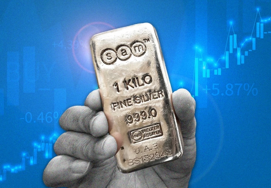 Giá bạc mất một nửa sau 4 tháng, vì sao người giữ người bán? Giá bạc mất một nửa sau 4 tháng, vì sao người giữ người bán?