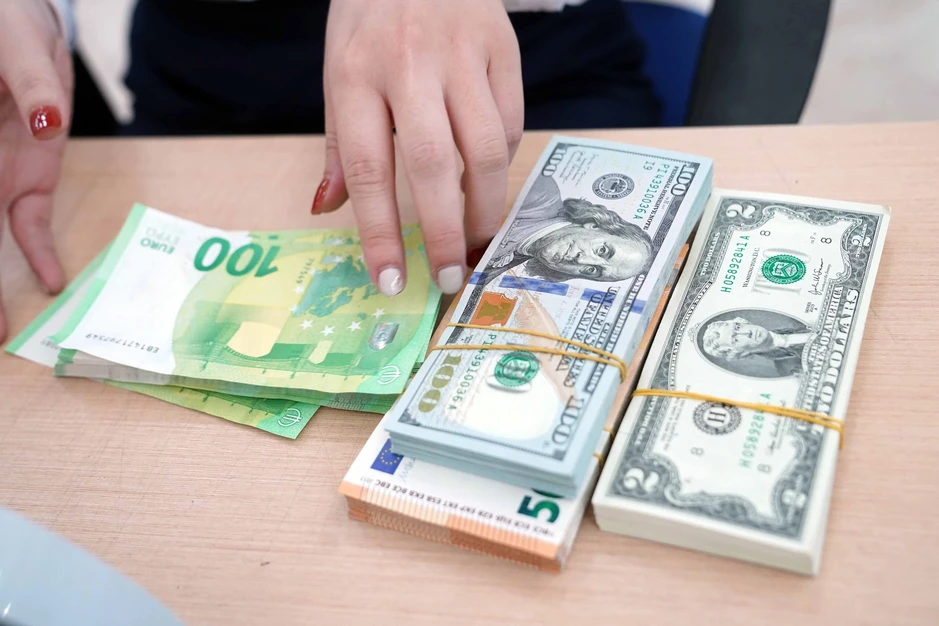 Giá USD hôm nay 8.3.2026: Tăng cao đẩy euro, bảng Anh sụt giảm Giá USD hôm nay 8.3.2026: Tăng cao đẩy euro, bảng Anh sụt giảm