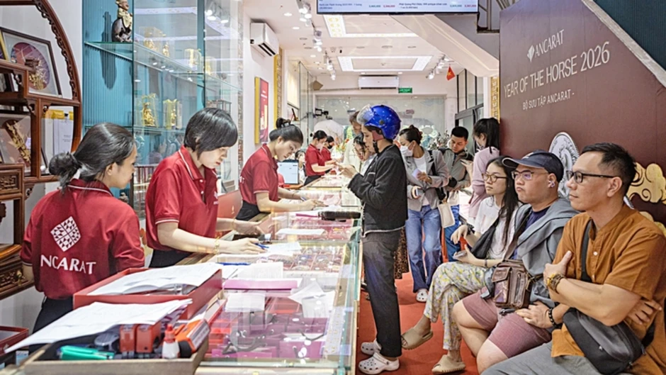 Giá vàng cao, vàng mini lên ngôi ngày Thần Tài Giá vàng cao, vàng mini lên ngôi ngày Thần Tài
