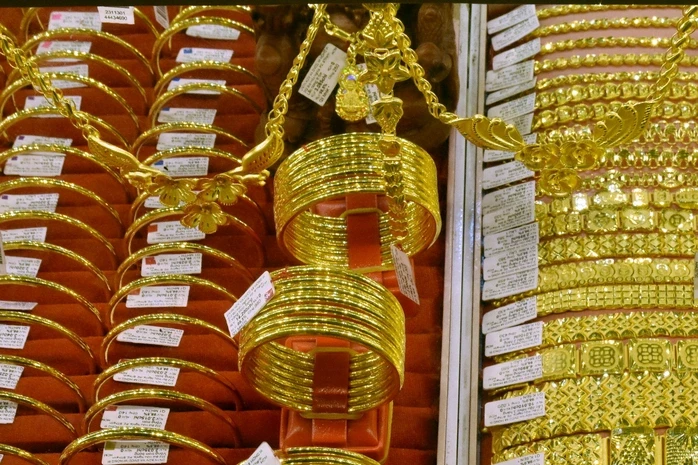 Giá vàng hôm nay 11-6: Vàng thế giới giảm 160 USD Giá vàng hôm nay 11-6: Vàng thế giới giảm 160 USD