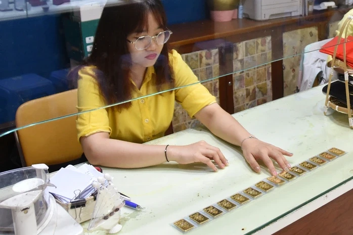 Giá vàng hôm nay 16-6: Bật tăng mạnh mẽ Giá vàng hôm nay 16-6: Bật tăng mạnh mẽ
