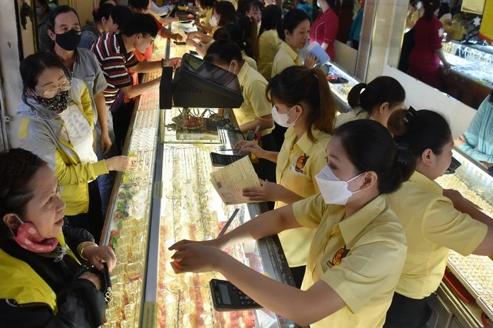 Giá vàng hôm nay, 21-3: Vàng thế giới "bốc hơi" 244 USD Giá vàng hôm nay, 21-3: Vàng thế giới "bốc hơi" 244 USD