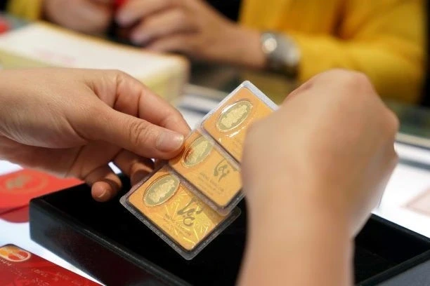 Giá vàng hôm nay 24.5.2026: Chưa được nửa tháng người mua lỗ gần chục triệu đồng Giá vàng hôm nay 24.5.2026: Chưa được nửa tháng người mua lỗ gần chục triệu đồng
