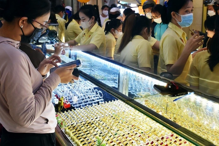 Giá vàng hôm nay, 28-3: Bật tăng mạnh sau chuỗi ngày giảm sâu Giá vàng hôm nay, 28-3: Bật tăng mạnh sau chuỗi ngày giảm sâu