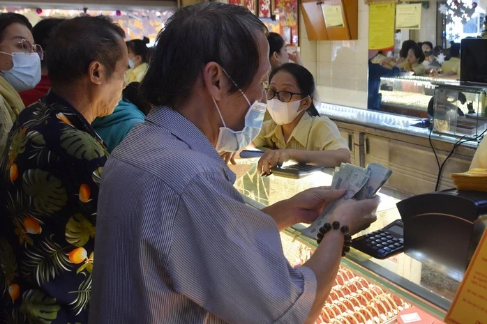 Giá vàng hôm nay, 30-5: Tiếp tục tăng mạnh Giá vàng hôm nay, 30-5: Tiếp tục tăng mạnh