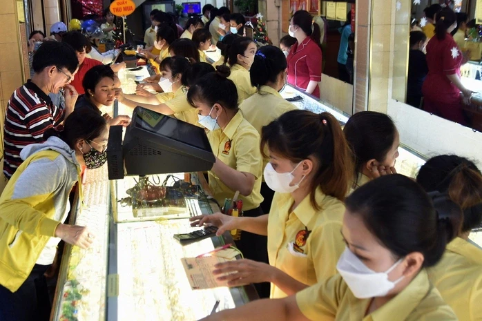 Giá vàng hôm nay, 5-3: Tiếp tục sụt giảm Giá vàng hôm nay, 5-3: Tiếp tục sụt giảm