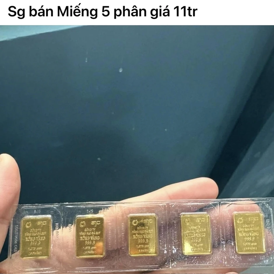Giá vàng trên chợ mạng tăng loạn xạ Giá vàng trên chợ mạng tăng loạn xạ